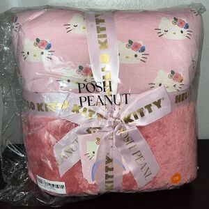 Posh Peanut Springtime Hello Kitty Luxe Plush 60”x60”BRAND NEW